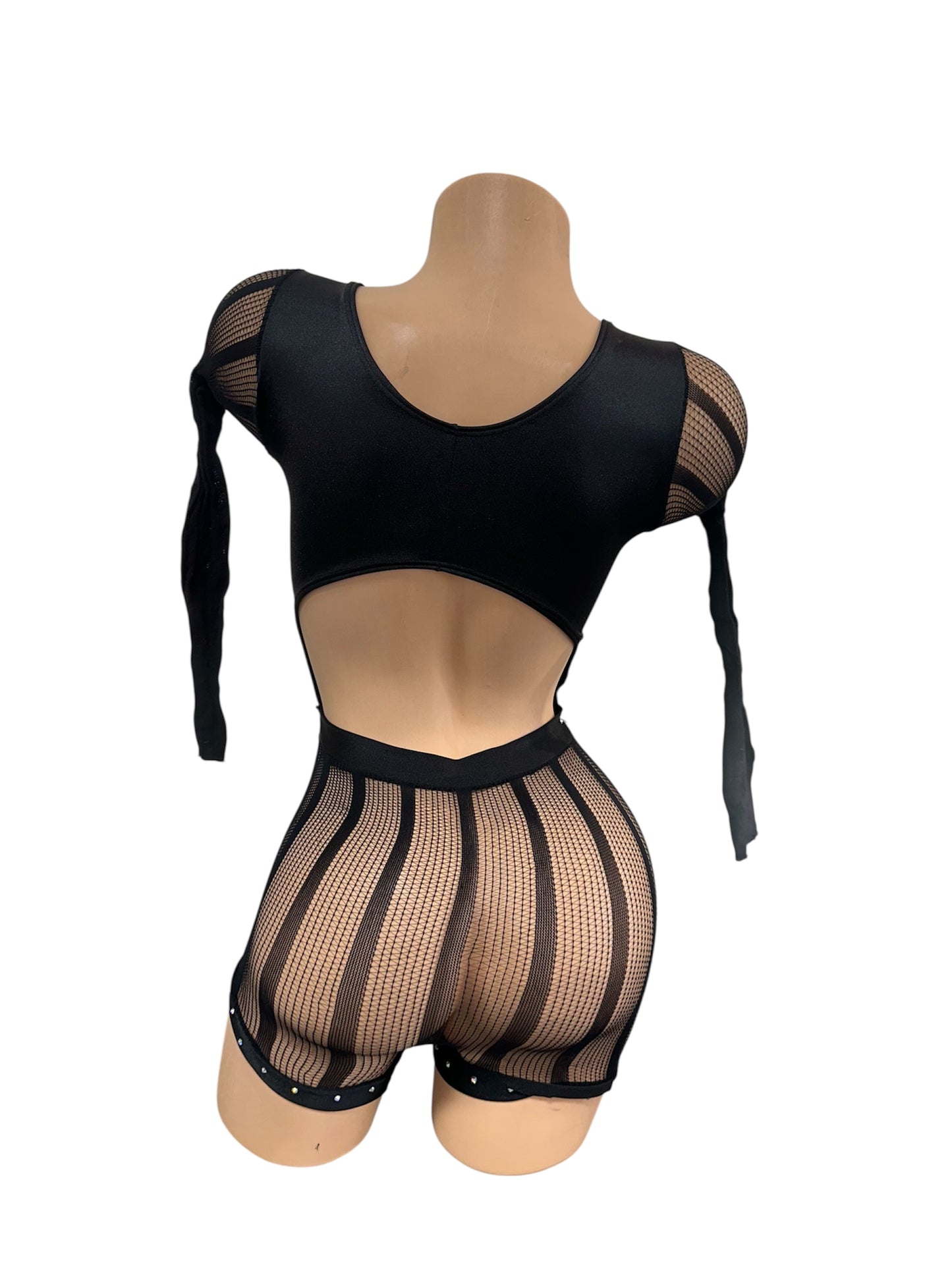 BLACK ONE PIECE SHORTS SET
