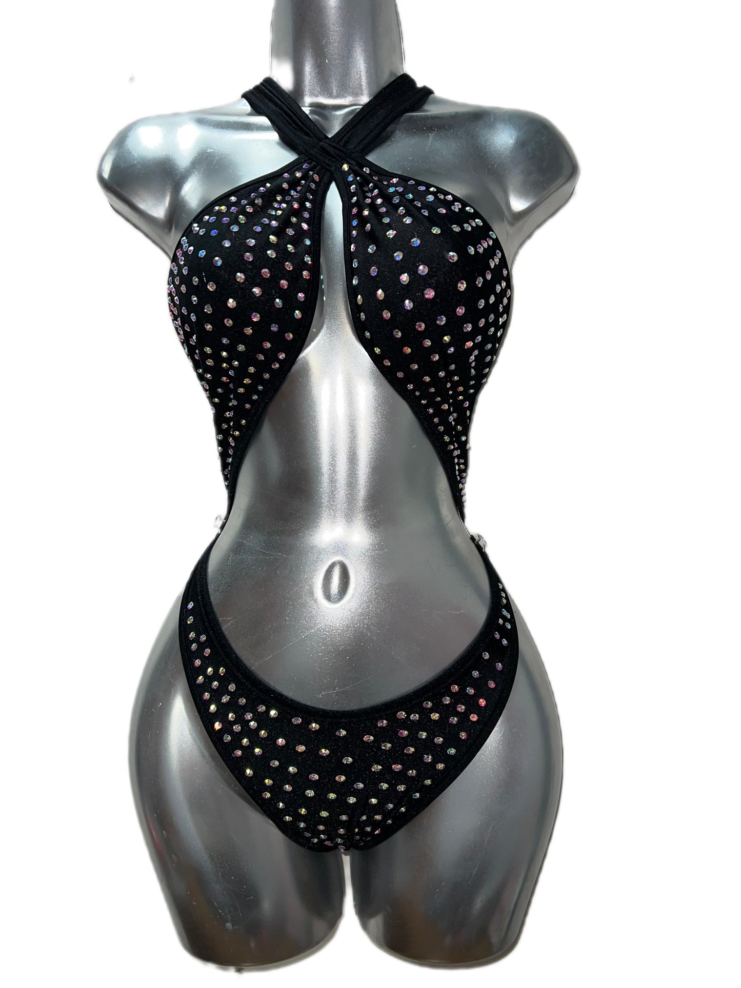 ONE PIECE BLACK OUTFIT