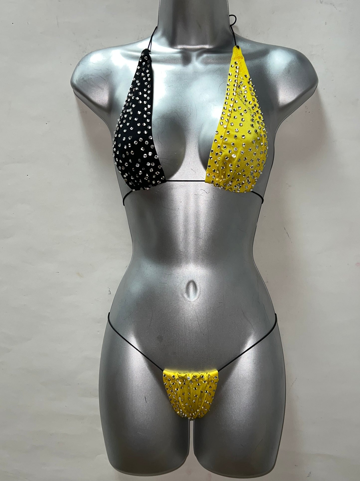 COLOR-BLOCK TWO PIECE