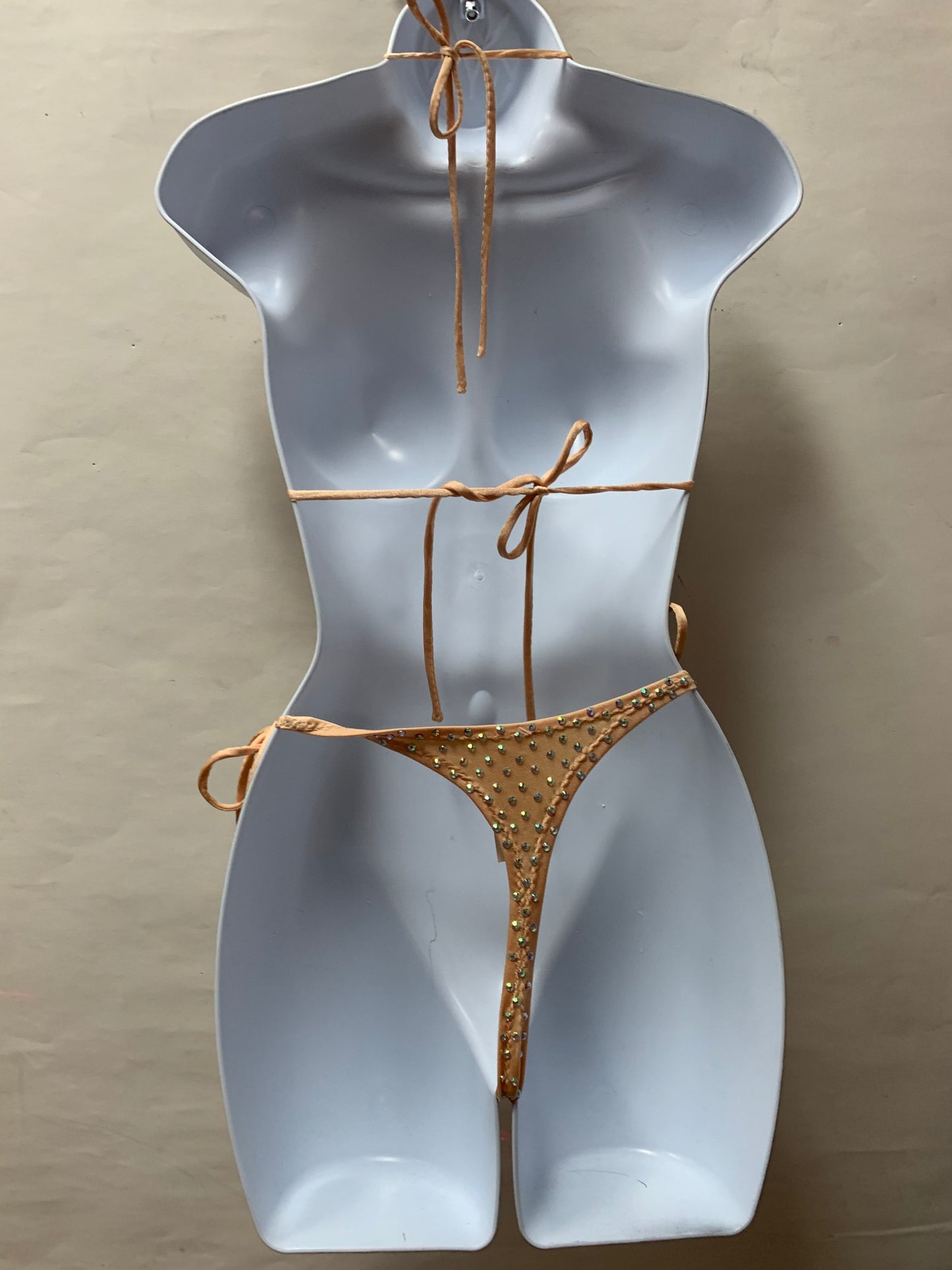 NUDE CUT-OUT TWO PIECE