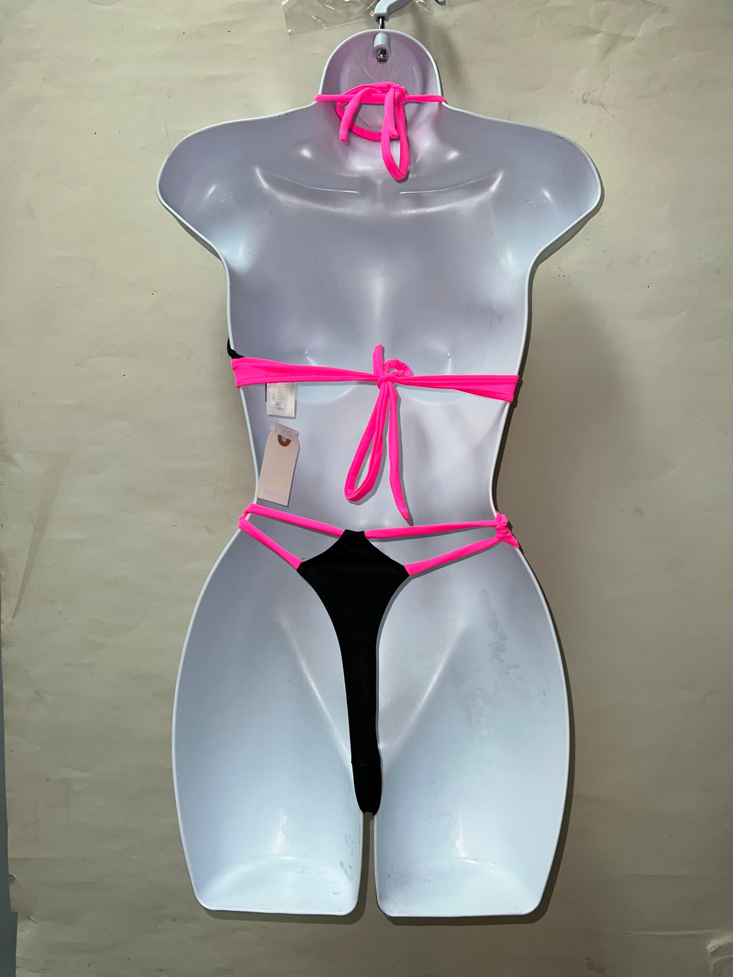 One Piece Blk/Pink Ensemble