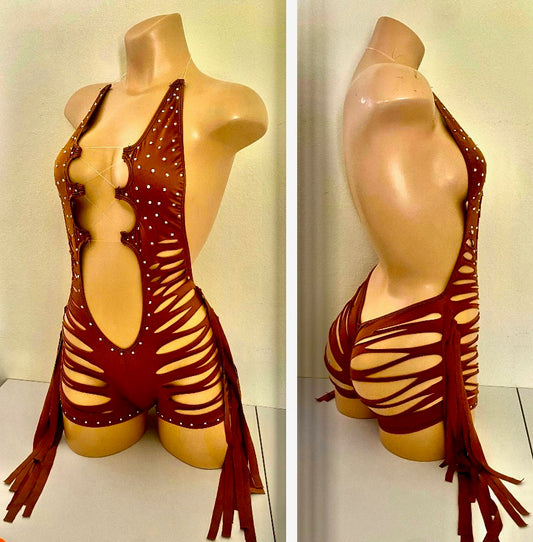 BROWN SHORTS SET WITH FRINGE