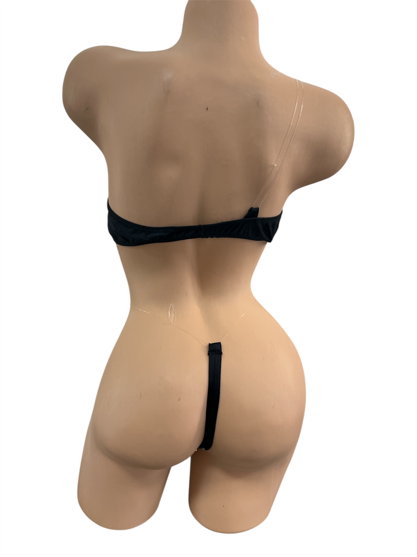 BLACK OUTFIT CLEAR STRINGS