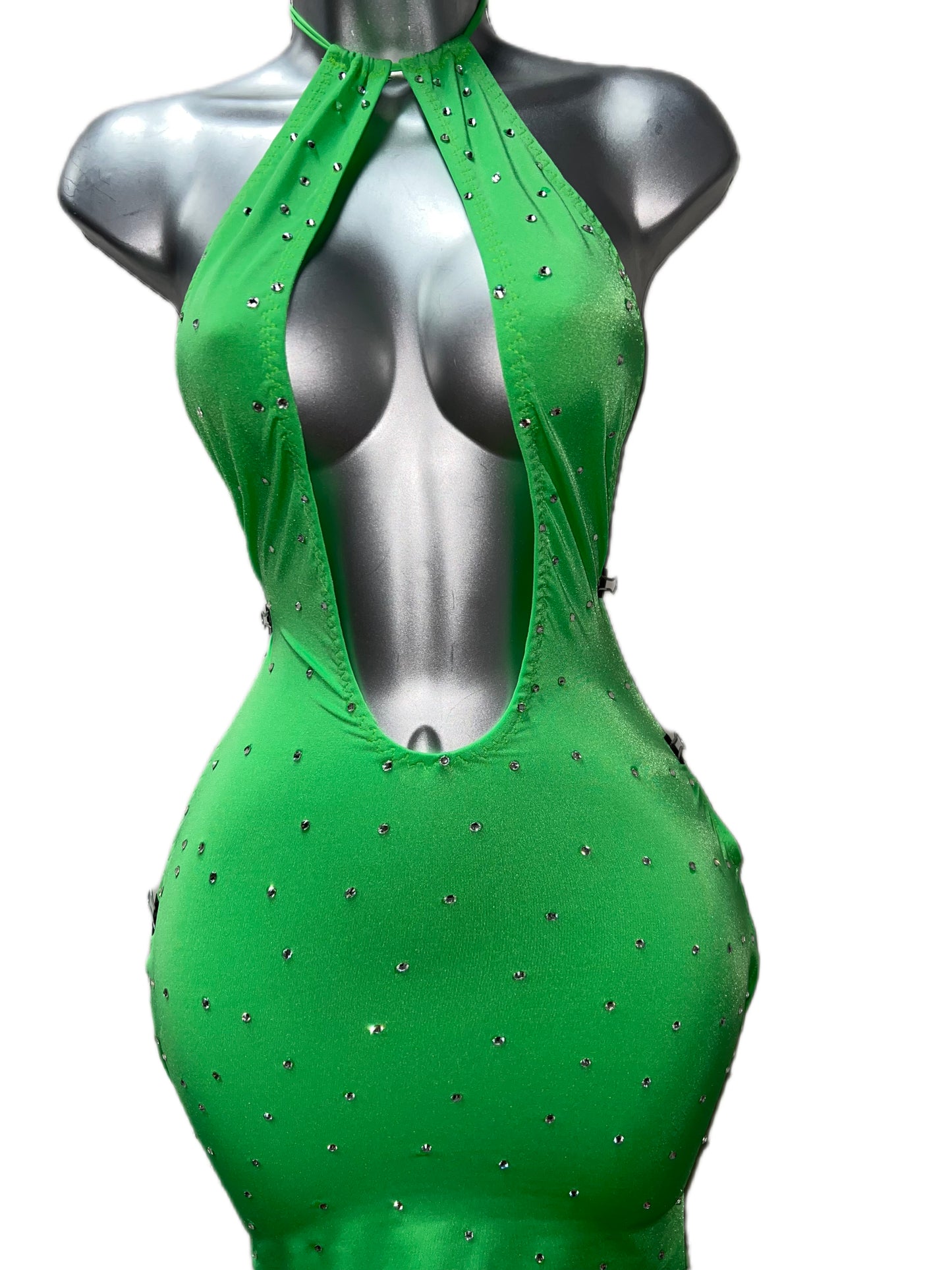 GREEN DRESS