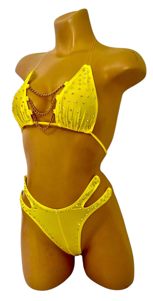 YELLOW TWO PIECE OUTFIT