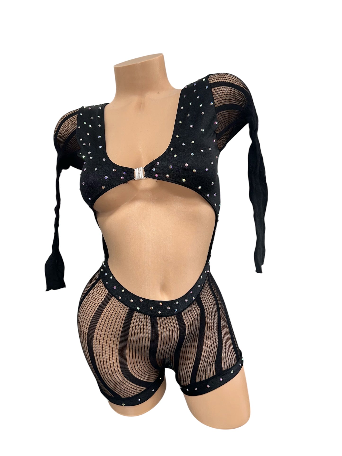 BLACK ONE PIECE SHORTS SET