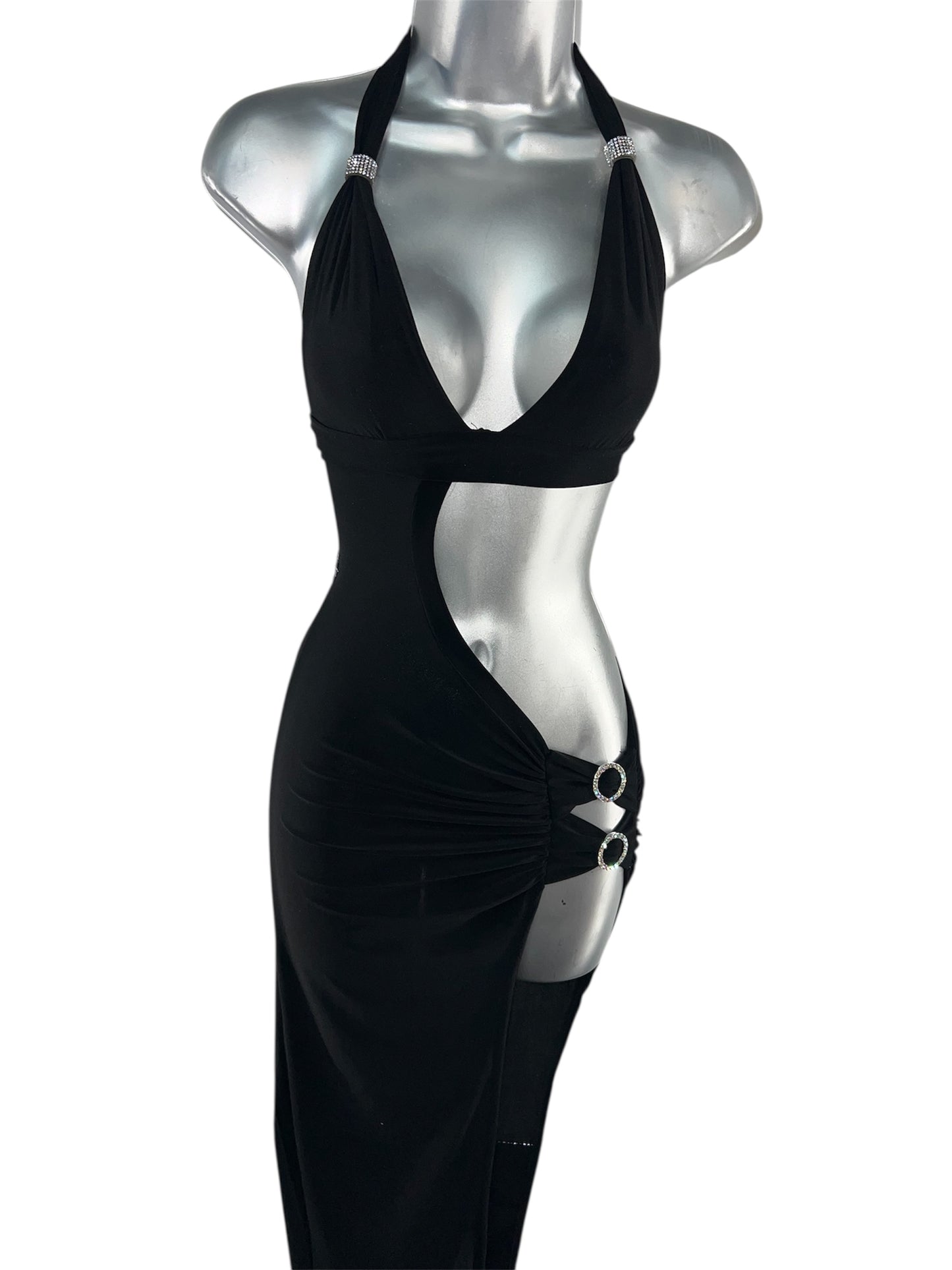 BLACK GOWN WITH CUT-OUT