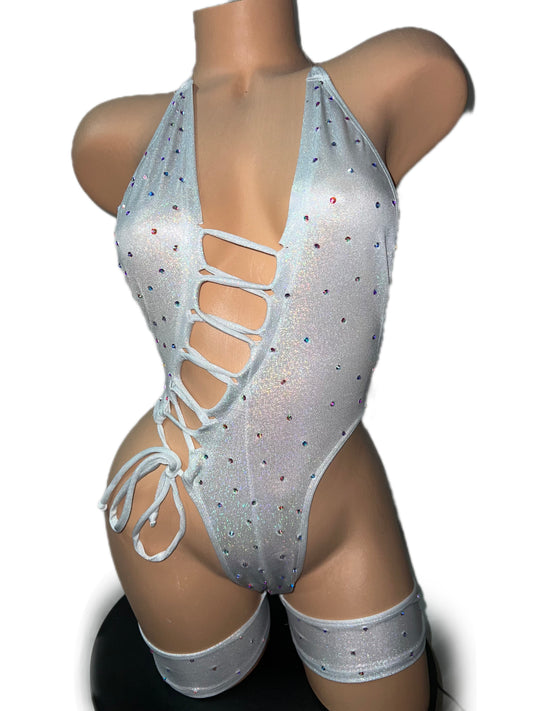 WHITE BODYSUIT WITH GARTERS