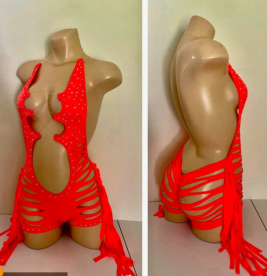 ORANGE SHORTS SET WITH FRINGE