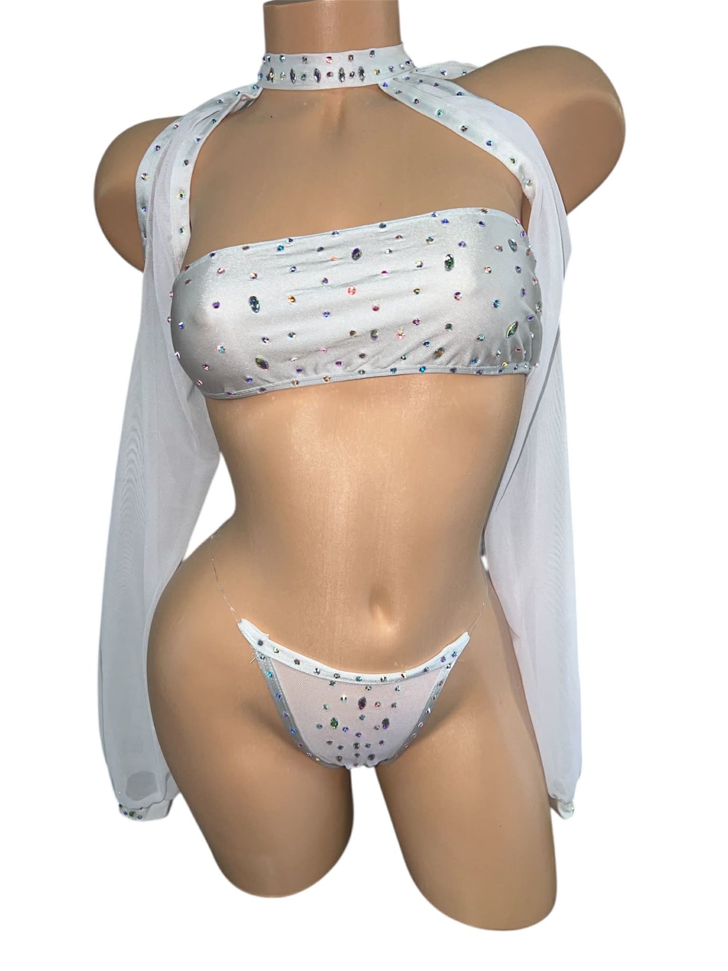 WHITE THREE PIECE SLEEVE OUTFIT