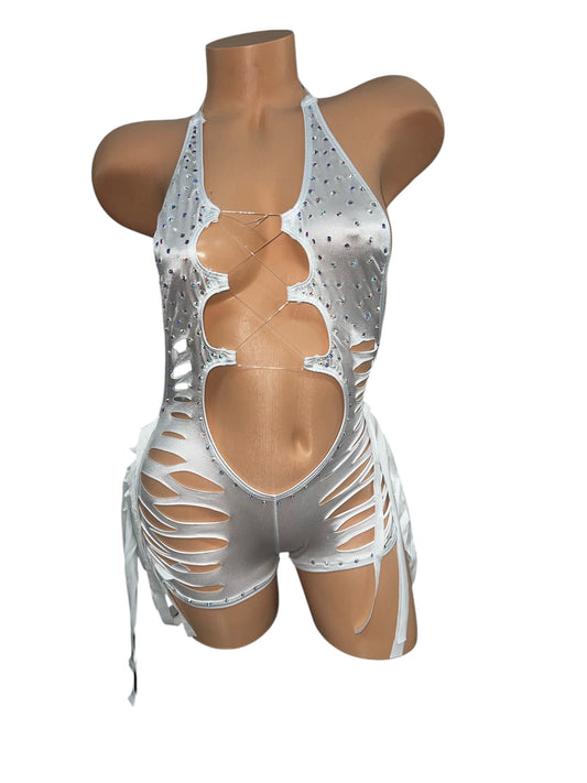 WHITE SHORTS SET WITH FRINGE