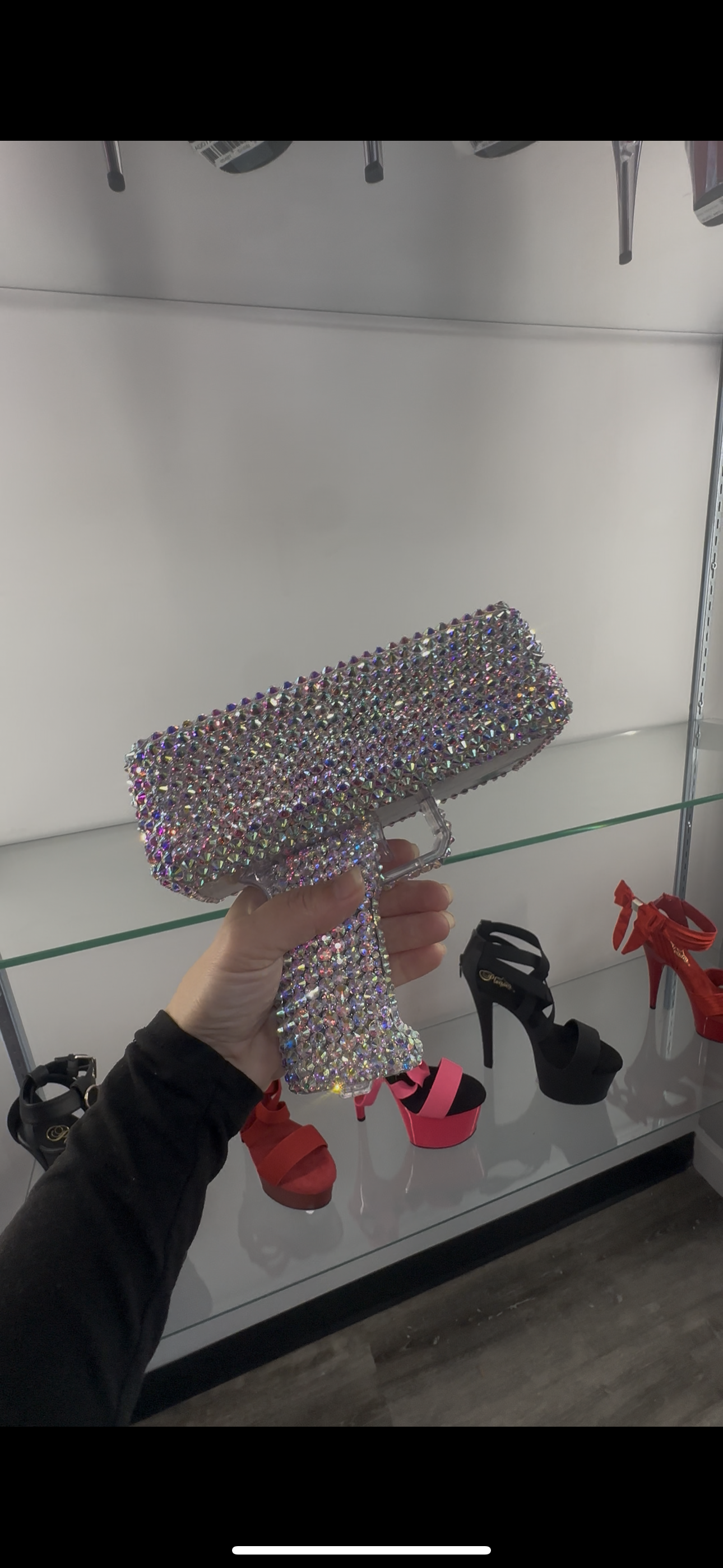 Rhinestone money gun
