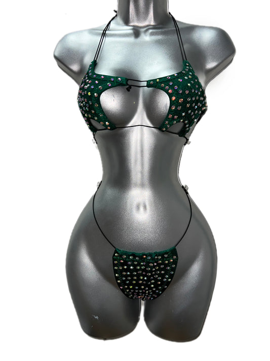 GREEN TWO PIECE STRING OUTFIT