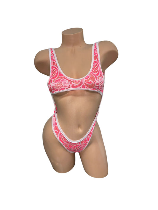 PINK LACE BODYSUIT