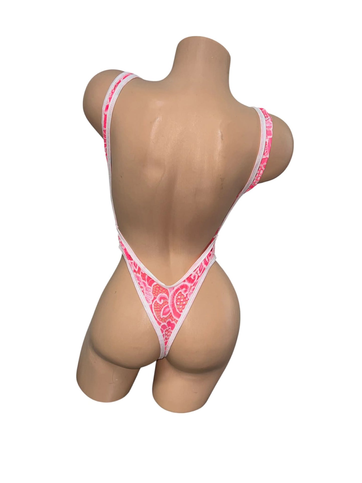 PINK LACE BODYSUIT