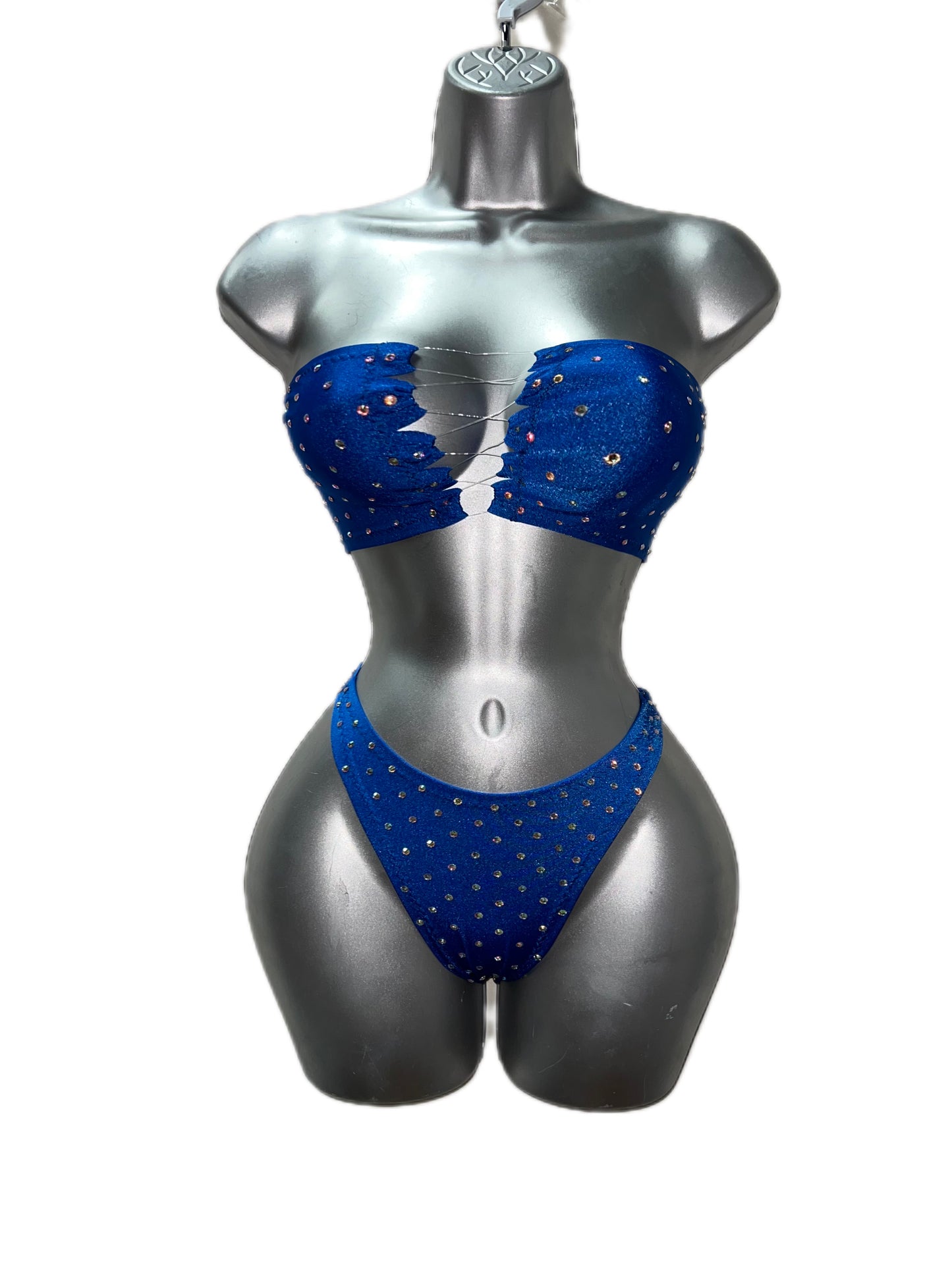 BLUE STRAPLESS TOP AND THONG SET