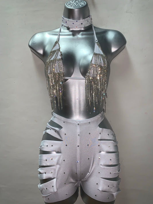 TWO PIECE WHITE FRINGE SHORTS