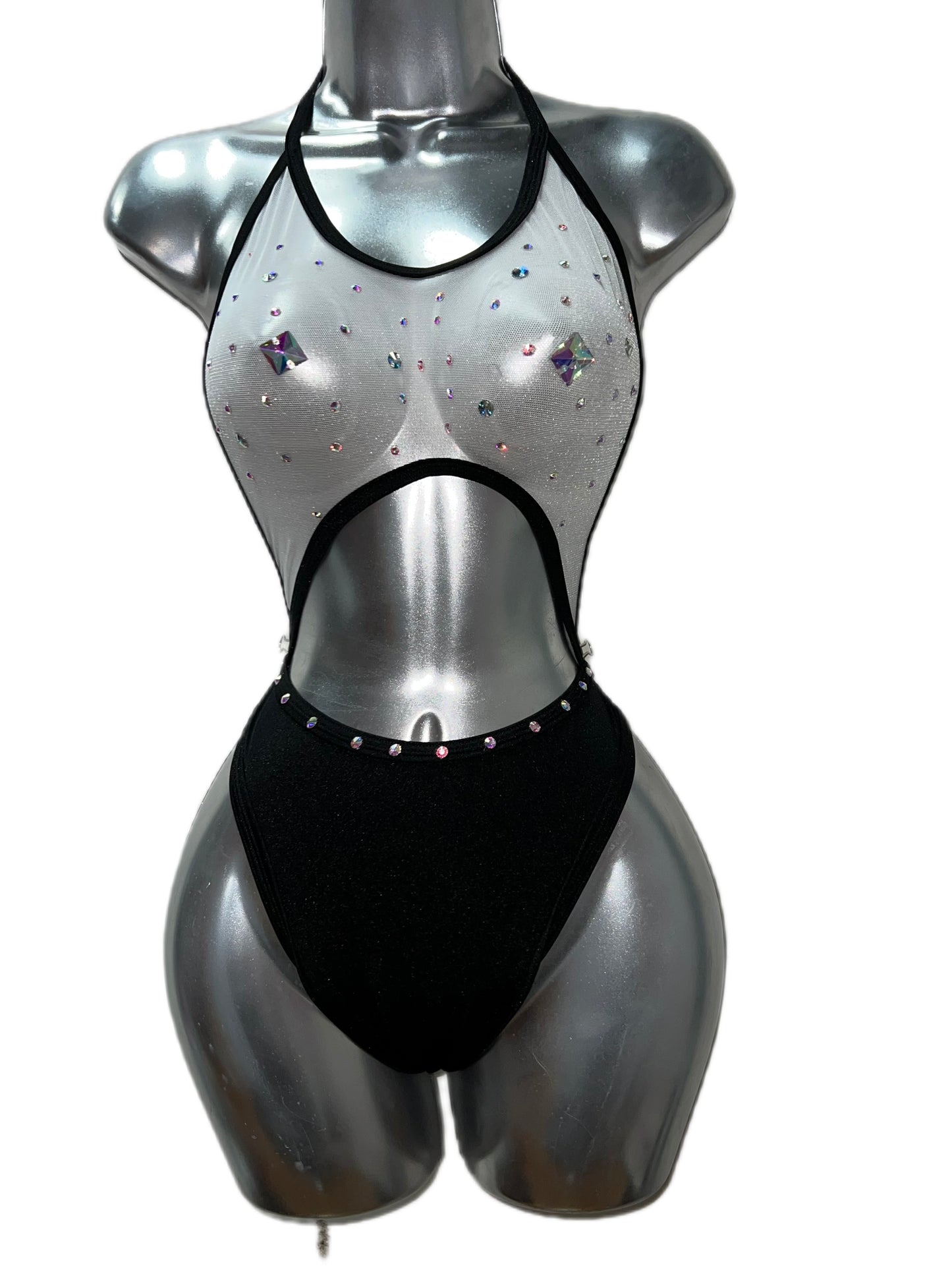 BLACK AND WHITE BODYSUIT