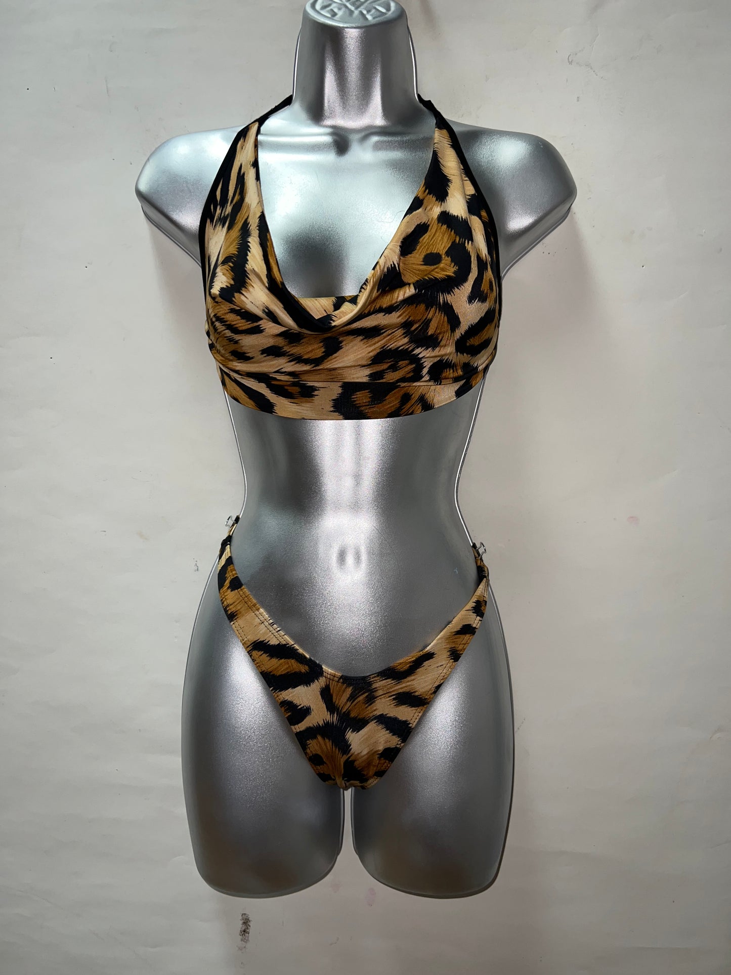 Two Piece Twist Top Set