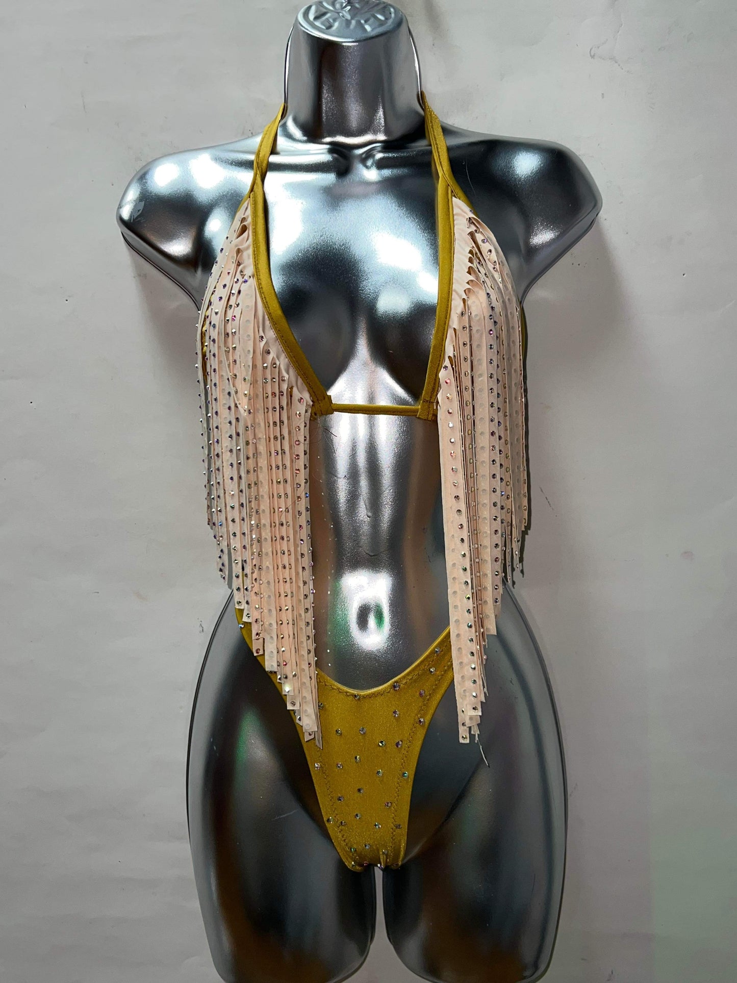 TWO PIECE FRINGE GOLD AND NUDE