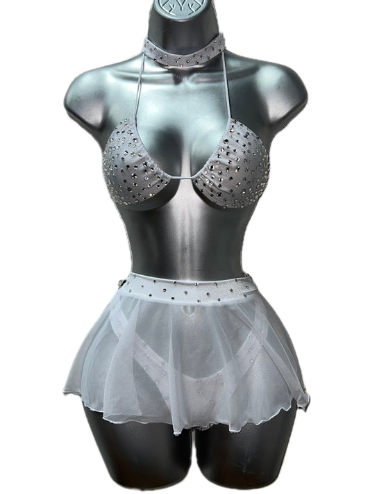 WHITE SKIRT SET
