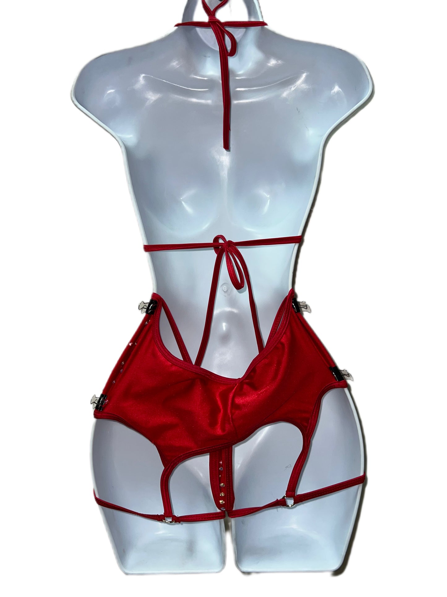RED THREE POECE GARTER SET