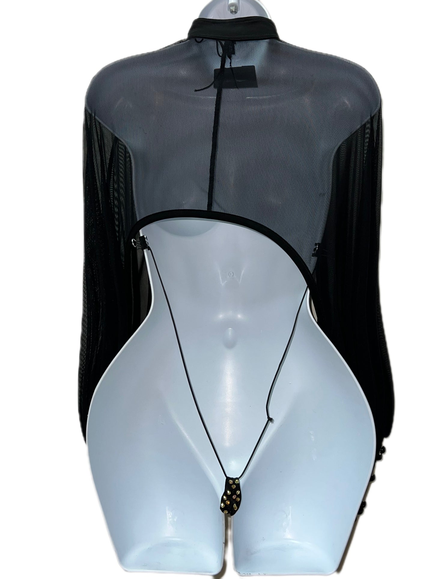 BLACK AND WHITE THONG SET WITH SLEEVES